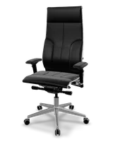 Samurai L1-10D chair, three-quarter view